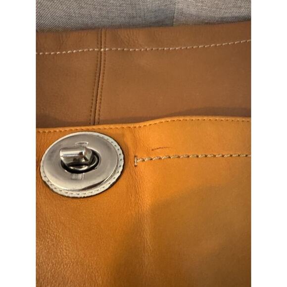 Coach Park Colorblock Brown Leather Hobo Bag 13.5"L x 3"W x 12.5"H Tote F24369 - Picture 7 of 14